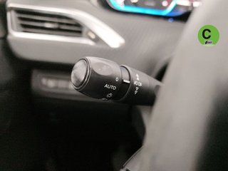 Peugeot 2008 BlueHDi 100 S&S Allure 73 kW (100 CV)
