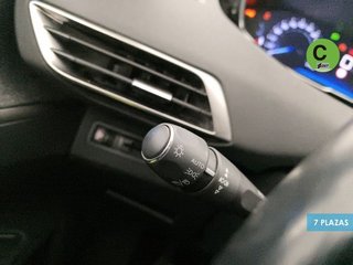 Peugeot 5008 PureTech 130 S&S Allure 96 kW (130 CV)