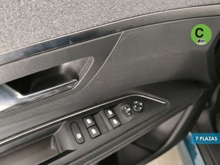 Peugeot 5008 PureTech 130 S&S Allure 96 kW (130 CV)