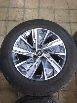 Juego llantas hyundai 215/65/17 tucson (nx) 101631