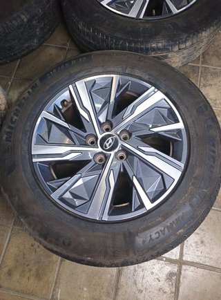 Juego llantas hyundai 215/65/17 tucson (nx) 101631