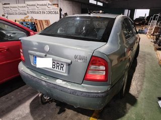 Piloto tras izq 1u6945095 skoda octavia 1.9 230145