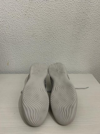 Nike Street Gato Gris/Plata
