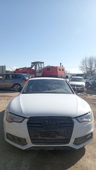 Colector admisión audi 70522094 a5 coupe 8t 104555