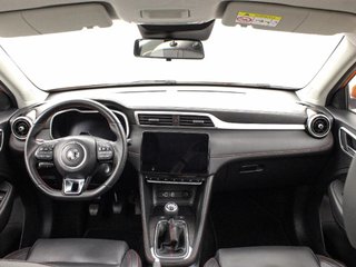 MG ZS 1.5 LUXURY 106 5P