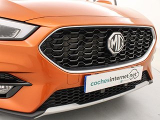 MG ZS 1.5 LUXURY 106 5P