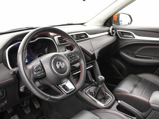MG ZS 1.5 LUXURY 106 5P
