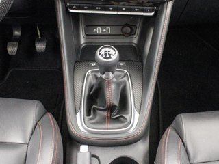MG ZS 1.5 LUXURY 106 5P