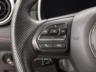 MG ZS 1.5 LUXURY 106 5P