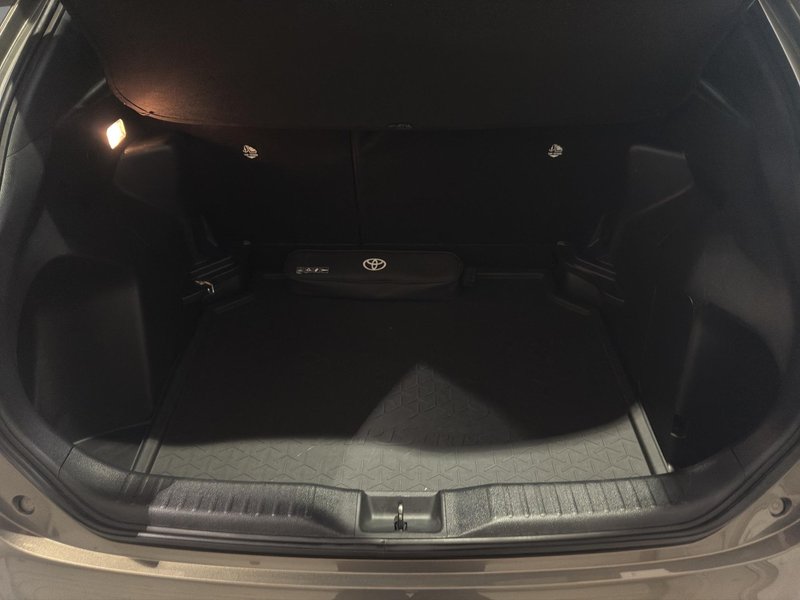 Toyota Yaris 2023, foto 10