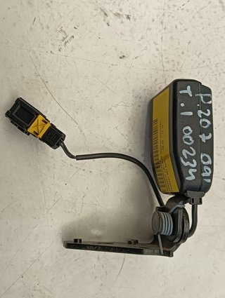 ENGANCHE CINTURON TRASERO IZQUIERDO PEUGEOT 207 8