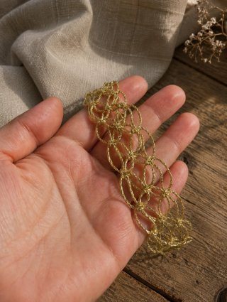 Gargantilla macramé boho dorada