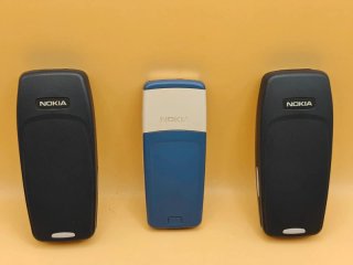 Lotto di 3 Nokia, 3310 (x2) + 1110 - da testare