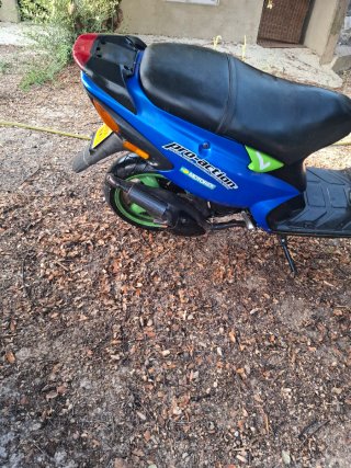 Piaggio Moped 49cc - Larga temporada parada