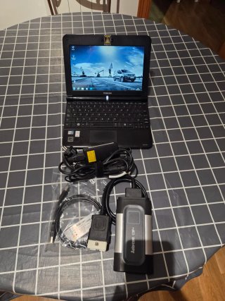 Toshiba PC + Herramienta Diagnóstico Coche