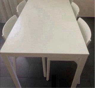 Mesa extensible IKEA 129/180 + 4 Sillas