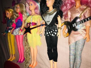 Lotti di bambole JEM Holograms