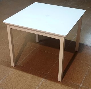 Mesa de madera maciza desmontable