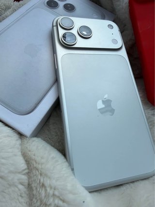 iPhone 17 Pro Max, 256gb, 100% batería