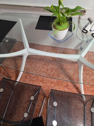 Mesa de cristal moderna