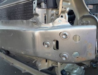 Refuerzo toyota 520210d070 yaris active 1143003