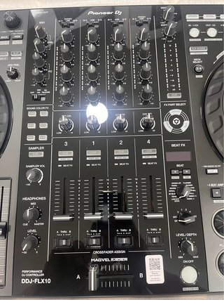 Controladora Pioneer DDJ-FLX10