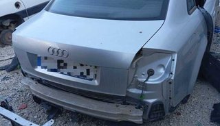 Audi puerta del der a4 berlina (8e) 1.9 tdi 338322