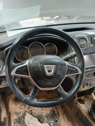 VOLANTE Dacia Sandero II (10.2012->)