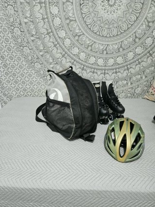 Patines 4 Ruedas + Casco y Mochila