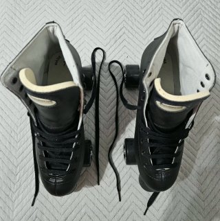 Patines 4 Ruedas + Casco y Mochila