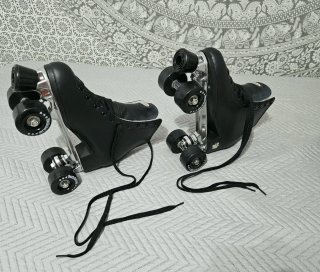 Patines 4 Ruedas + Casco y Mochila