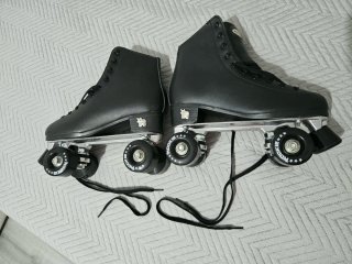 Patines 4 Ruedas + Casco y Mochila