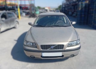 Puerta trasera izquierda volvo 488671 s60 berlina