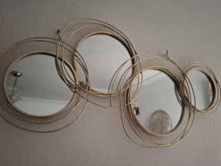 Decoración de Pared  de Metal Dorado Nuevo