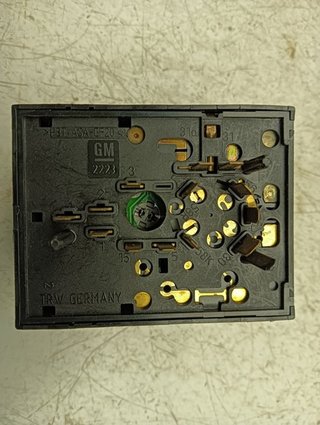 MANDO LUCES OPEL ASTRA G BERLINA 90561377