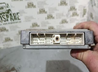 Nissan 37114 23710 7f402 centralita motor terrano