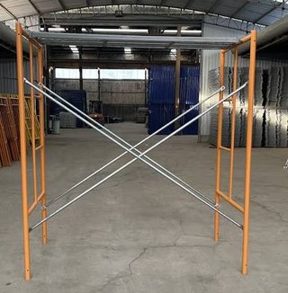 Andamios metálicos en alquiler