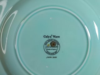 Adams Calyx Ware Ming Jade Fuente Vintage