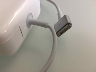 Cargador original  MacBook Air/Pro // MagSafe 2