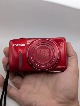 Canon PowerShot SX600 HS Roja con Caja