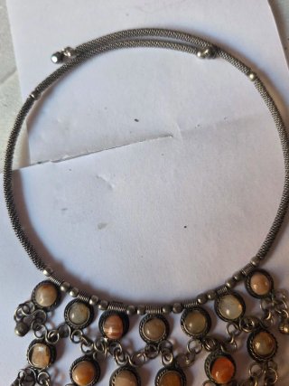 Collana vintage metallo argentato pietre colorate