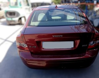 489459 puerta trasera izquierda volvo s40 berlina