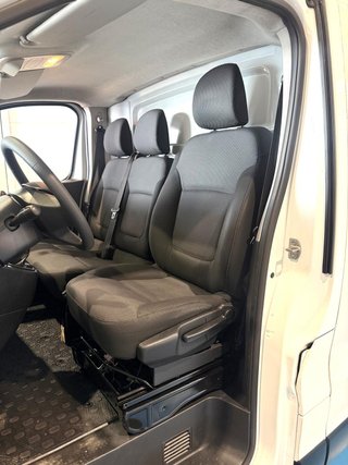 Nissan NV300 2.0 120cv