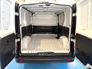 Nissan NV300 2.0 120cv