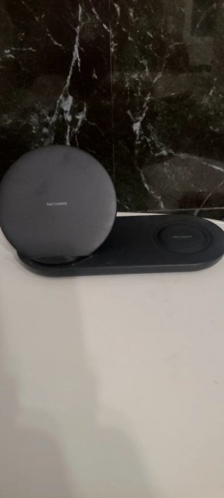 Cargador Inalámbrico doble. Samsung Wireless Duo.
