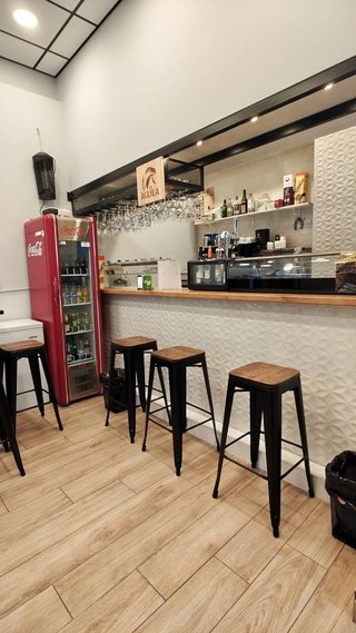 Bar en alquiler en Castillejos en Madrid