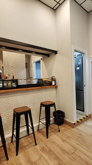 Bar en alquiler en Castillejos en Madrid