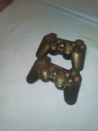 Consola PS3 Sony Blanca dos mandos y dos juegos