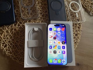 iPhone 17 256gb Impecable + Accesorios