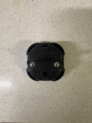 Adaptador Enchufe UK a EU Negro